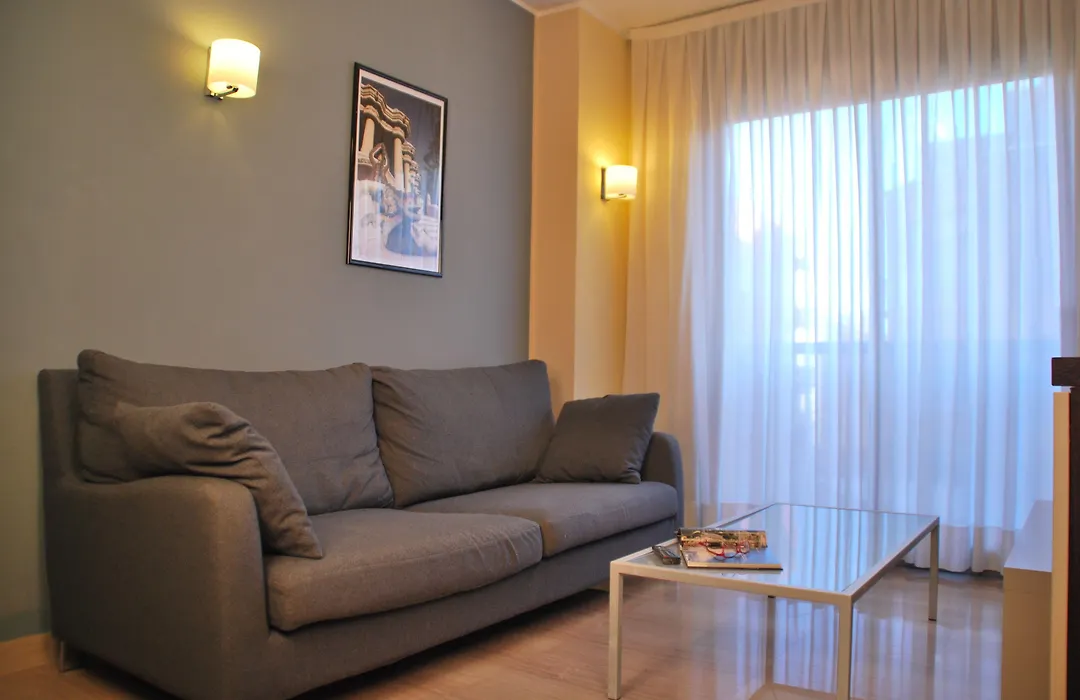 Apartaments Independencia-1